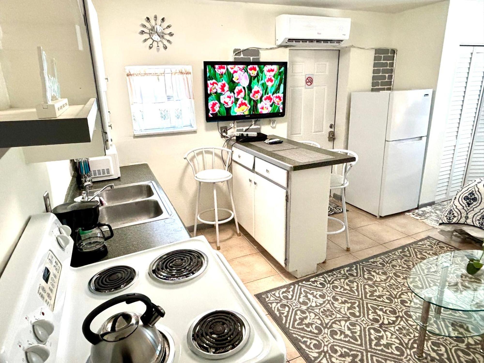 Casa Azul. Minutes From The Beach & Mall North Palm Beach Exterior photo